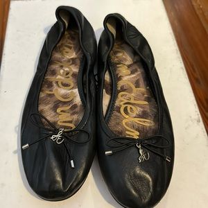 Sam Edelman Black Flats
